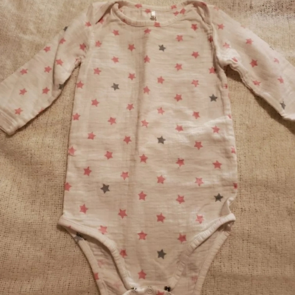 Muslin onesie